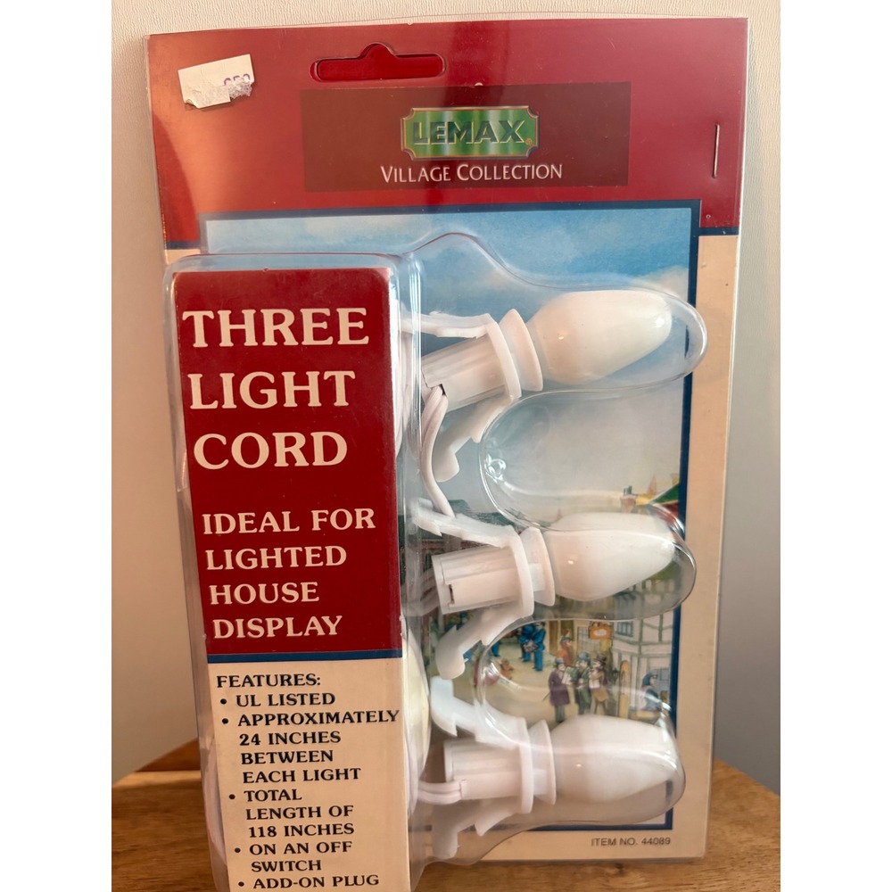 Lemax Village Collection Three Light Cord #44089 New Christmas Village